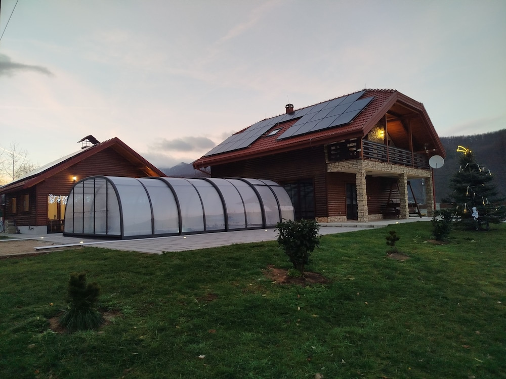 Villa Brusiana With Heated Pool