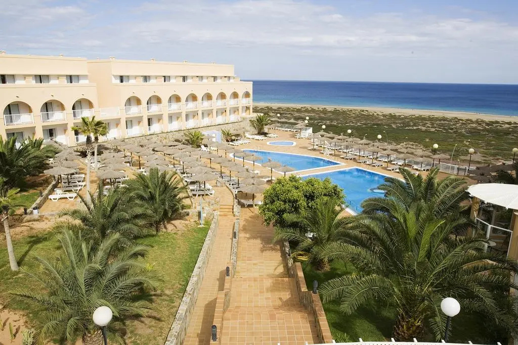 Beach & Waterfront