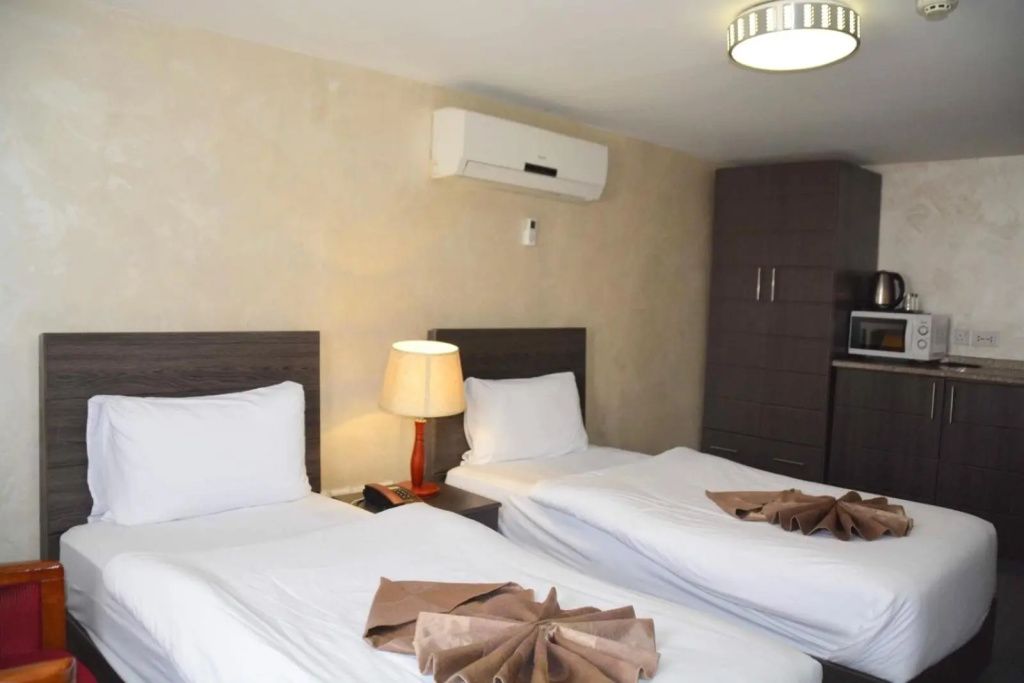 Olive Hotel — 5