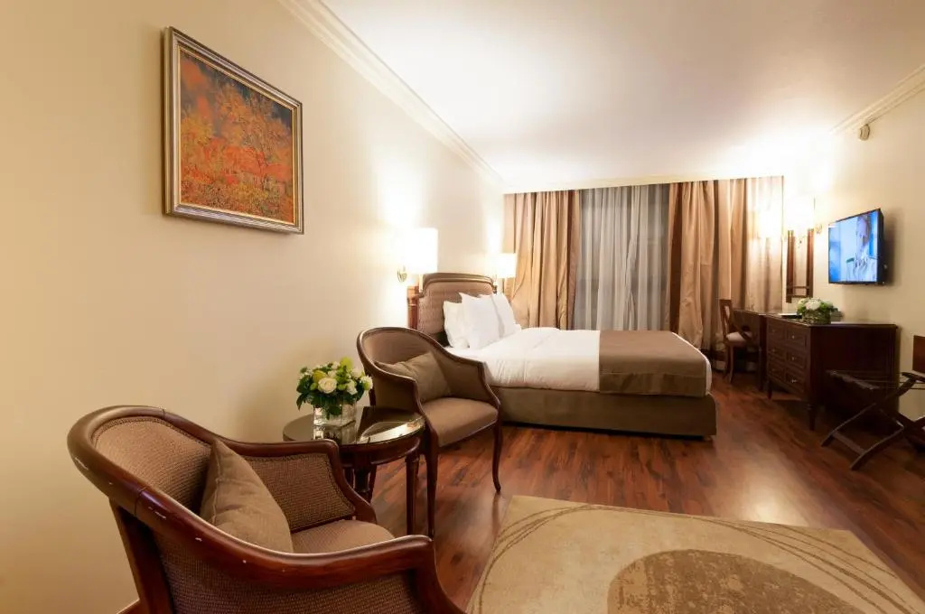 Hotel photo 5