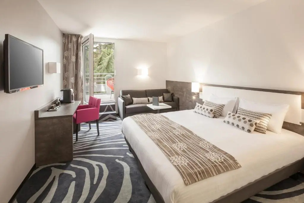 Superior room