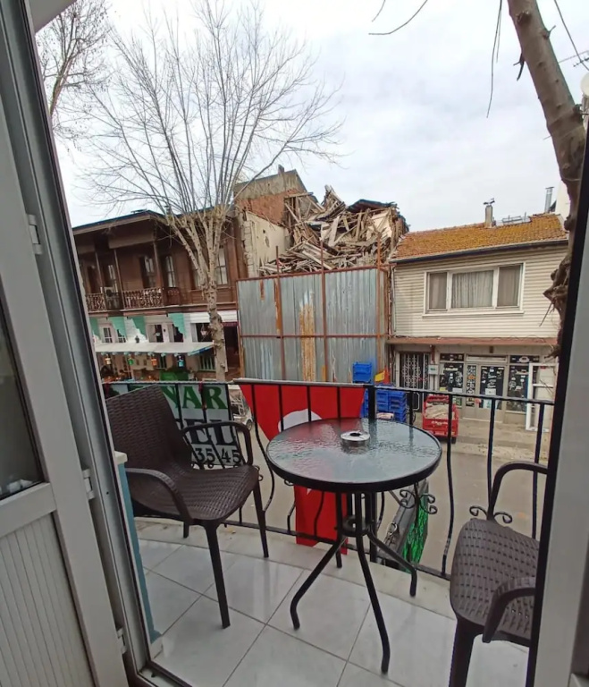 Comfort Double room with city view (full double bed)