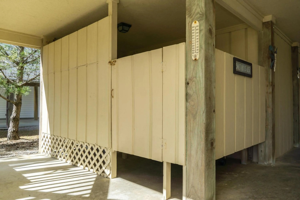 Pelican Palace by Oak Island Accommodations