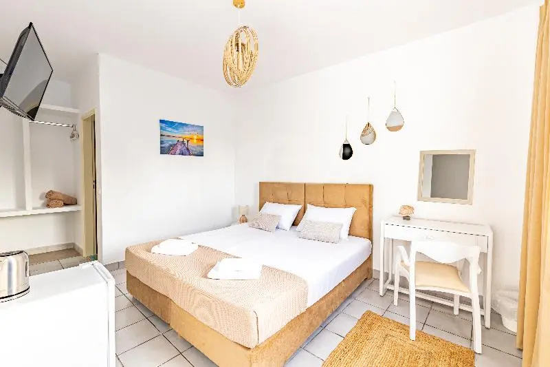 Theo Bungalows Kriopigi - Chambres