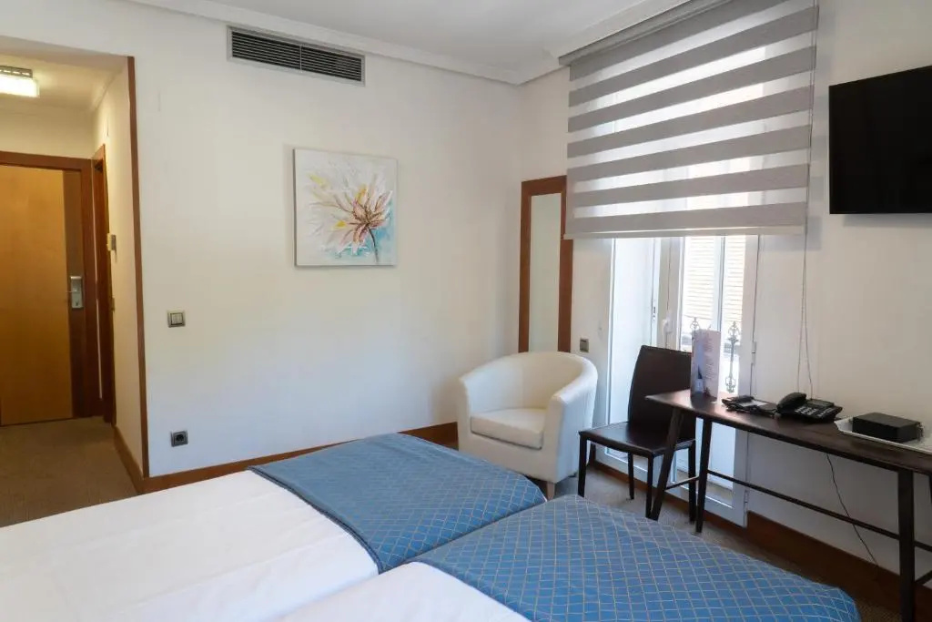 Superior Double room (twin beds)