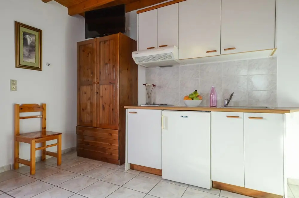 Double Studio (full double bed)