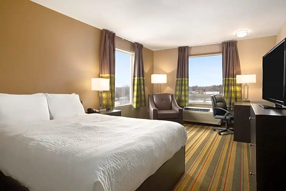 Uno Thames Hotel -Reopened Brand New Again -FREE PARKING - Chambres