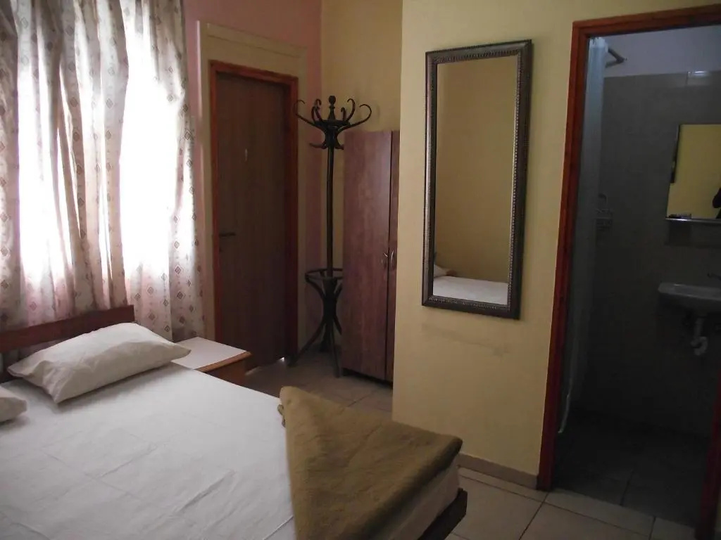 Economy Double room (full double bed)