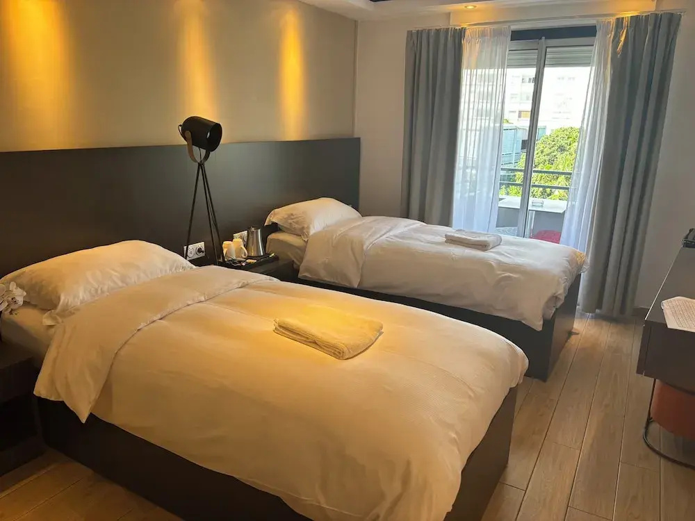 Superior Double room with balcony (twin beds)
