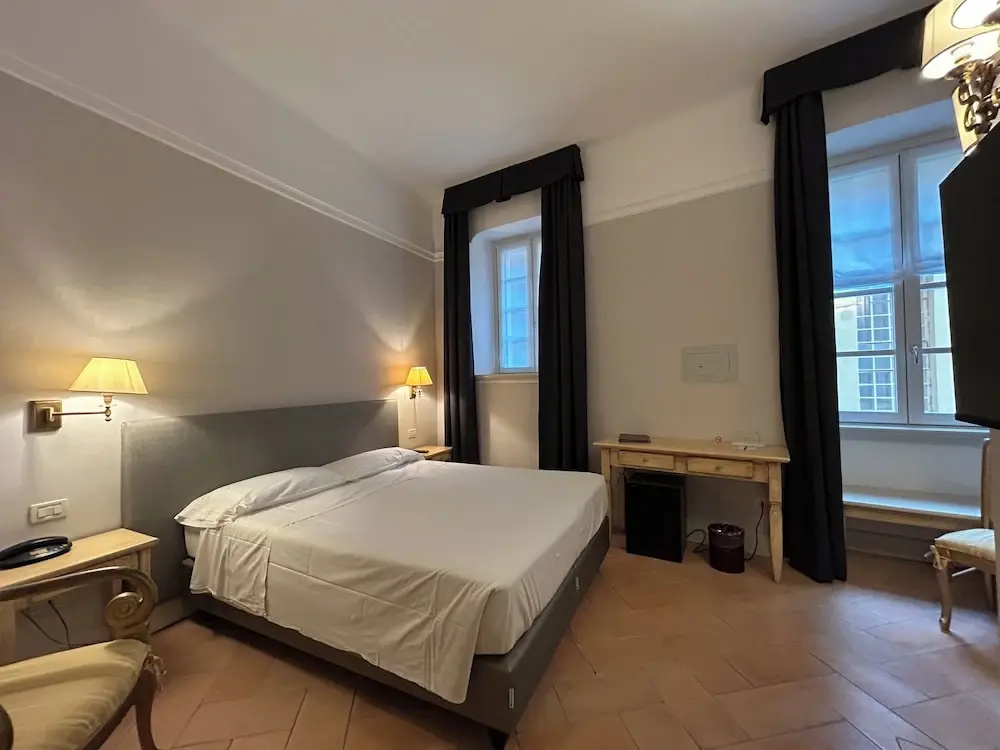 Economy room
