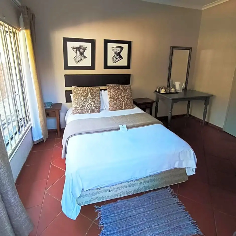 Economy room