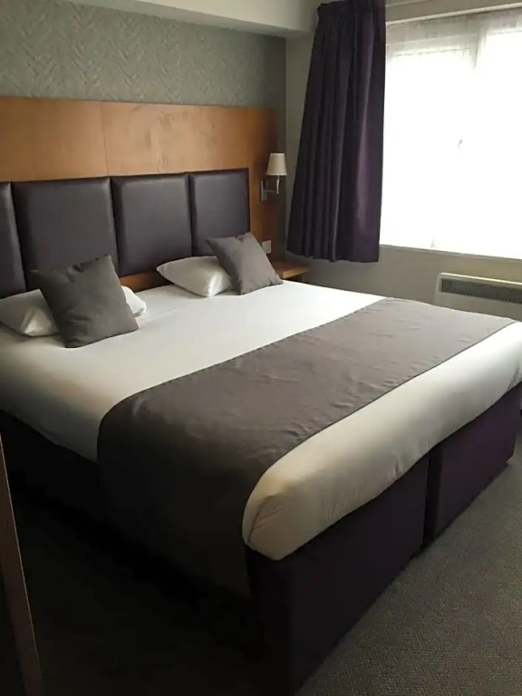 De Trafford Hotel By Greene King Inns - Chambres