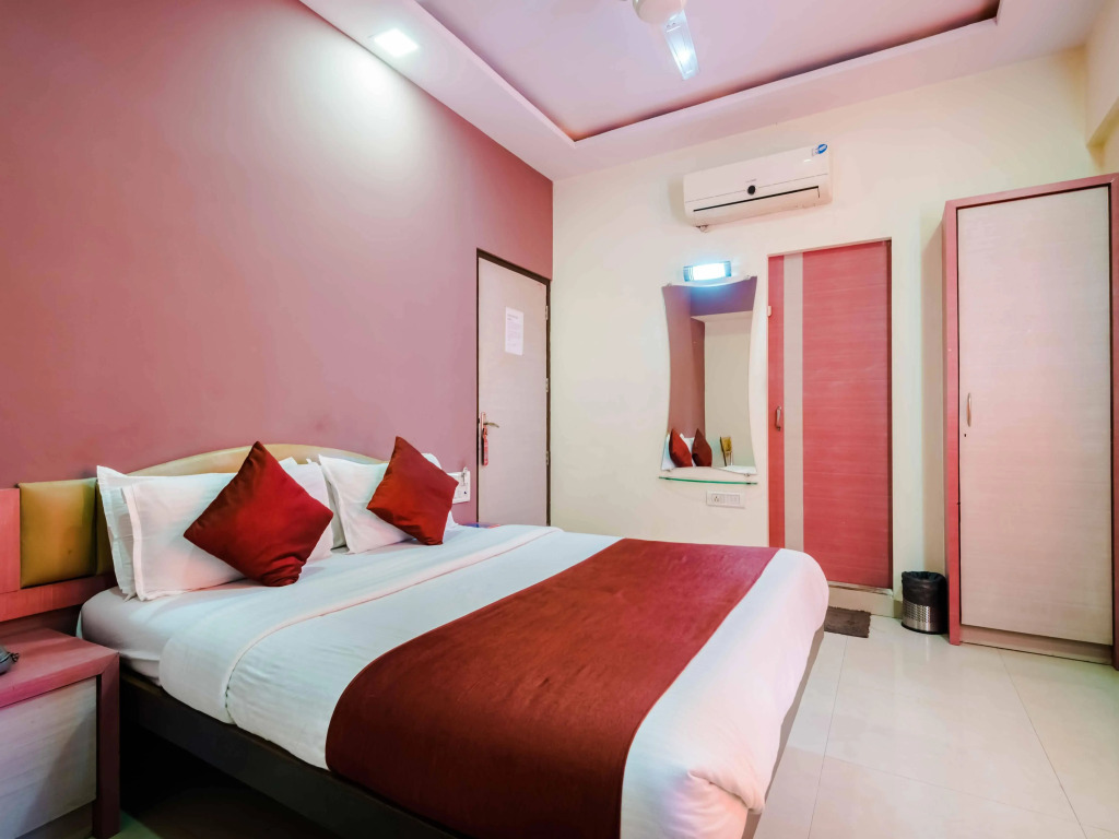 HOTEL AIRPORT ANNEX by null