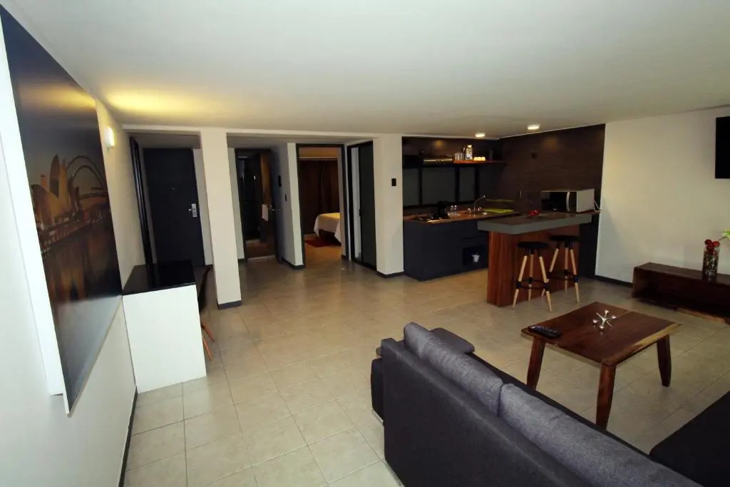 Hotel photo 1