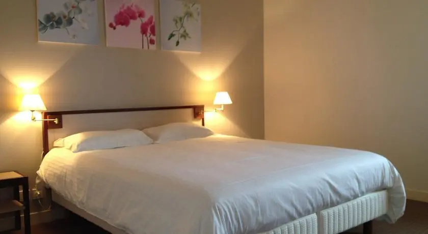 Hotel dAleth — 3