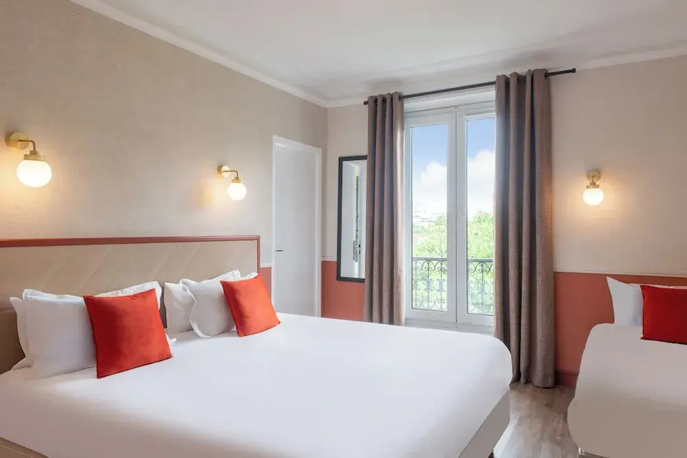 Superior Triple room with balcony
