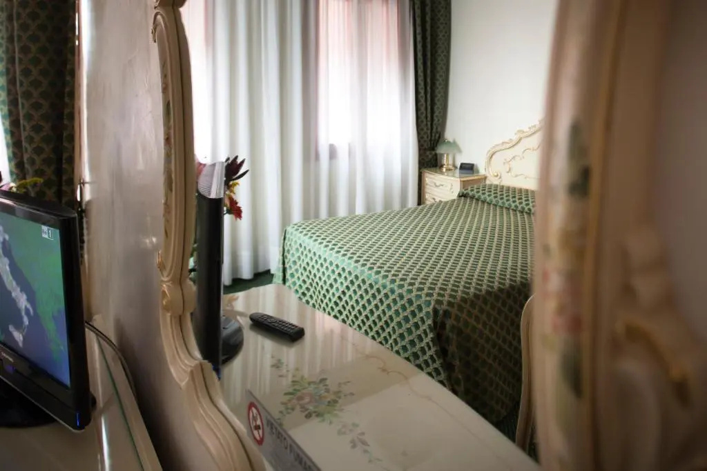 Albergo Commercio e Pellegrino - Chambres