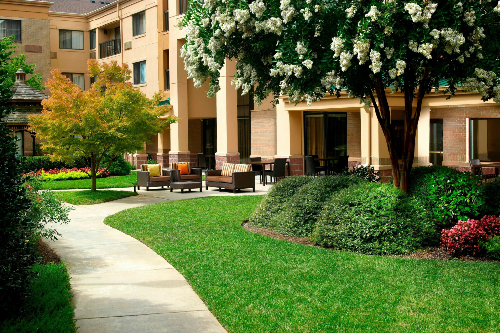 Courtyard by Marriott Atlanta Alpharetta