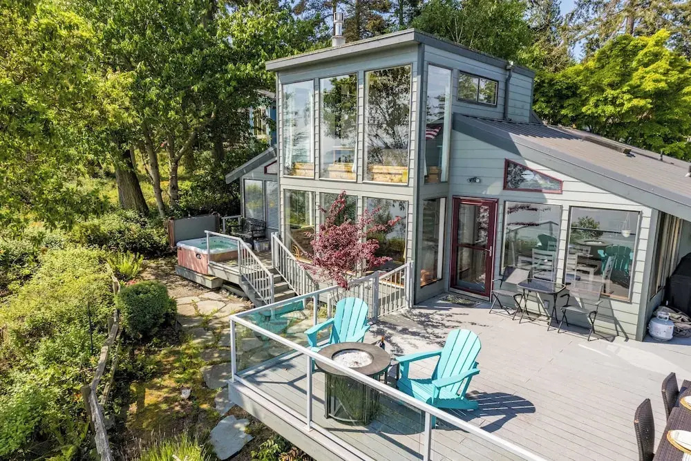 Whidbey Island Waterfront Home With Hot Tub & Sunset Views Saratoga Vista by Avantstay