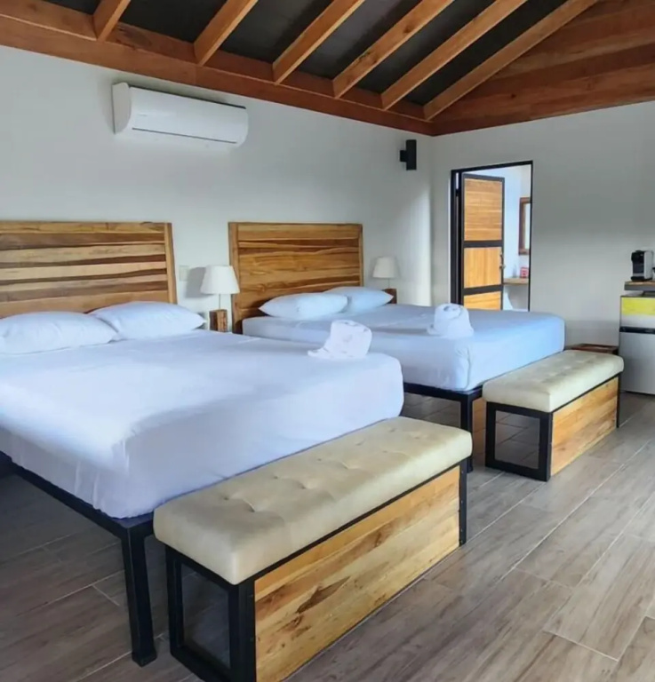 Deluxe Quadruple Bungalow with balcony