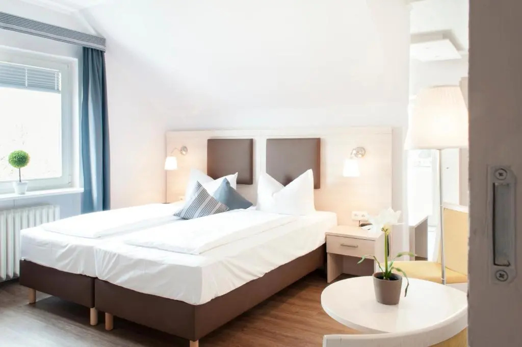 Standard Double room (full double bed)
