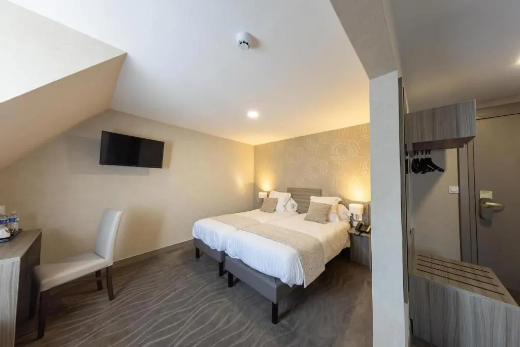 Hotel De Brunville Et Restaurant Le Cafe Louis - Chambres