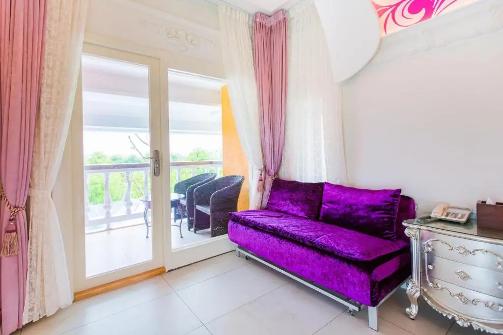 Standard Double room with balcony (full double bed)