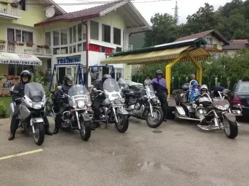 Motel Lunch & Bar