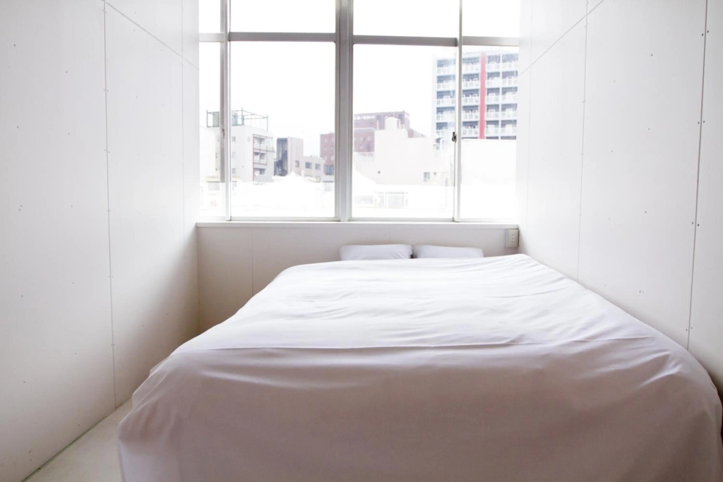 Hostel and Dining Tanga Table — 3