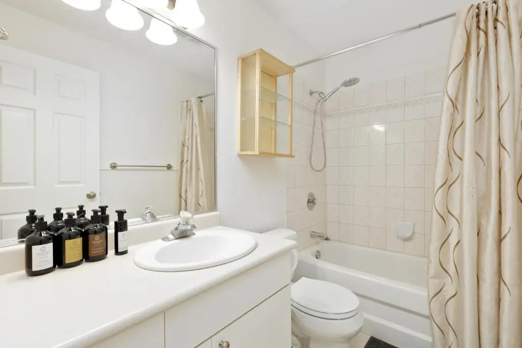 Centrally Located 2 Bedroom Spacious Basement Suite