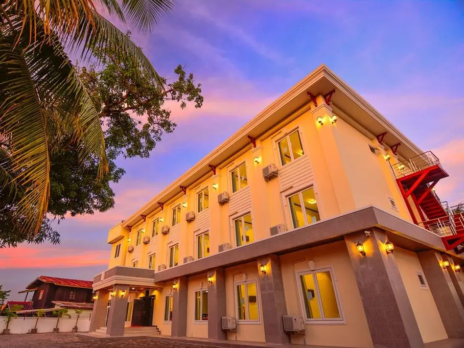 觀景標準雙人房，配備雙人床