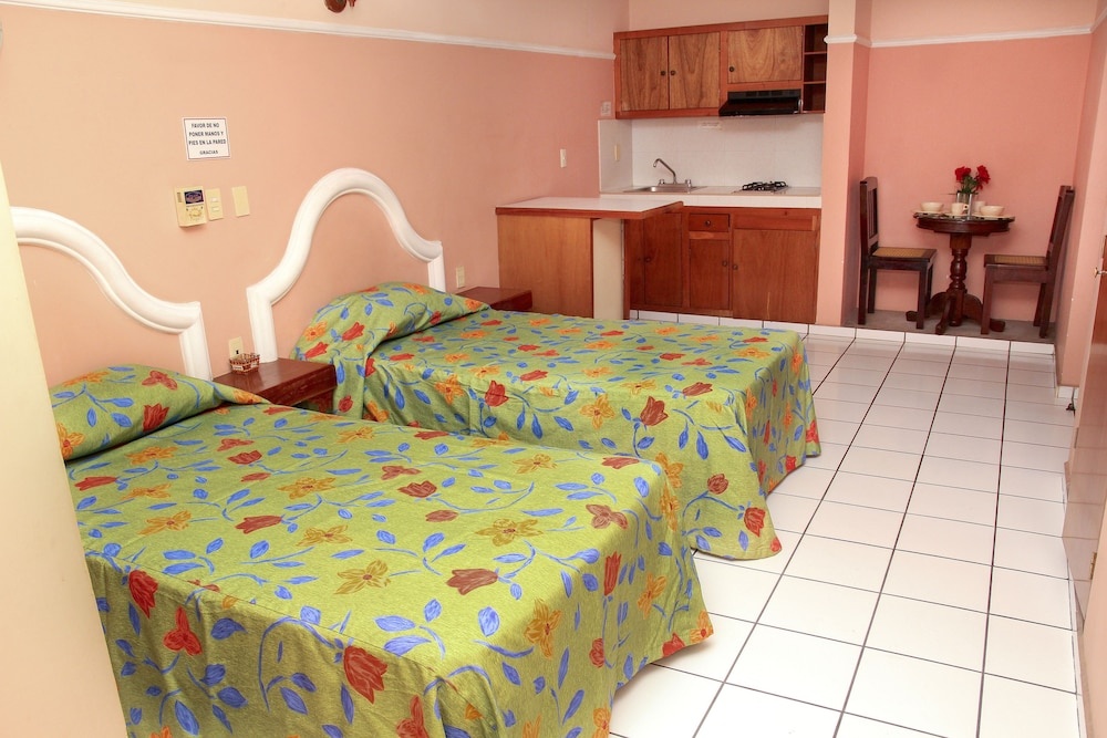 Double Junior Suite (twin beds)