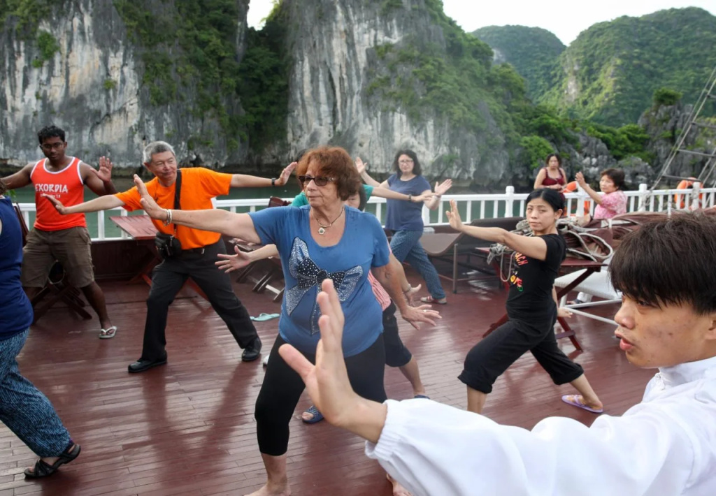 Halong Royal Palace Cruise - Général