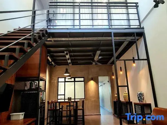 Jonker Street Loft 3BR 10PAX/1 min walk to Jonker