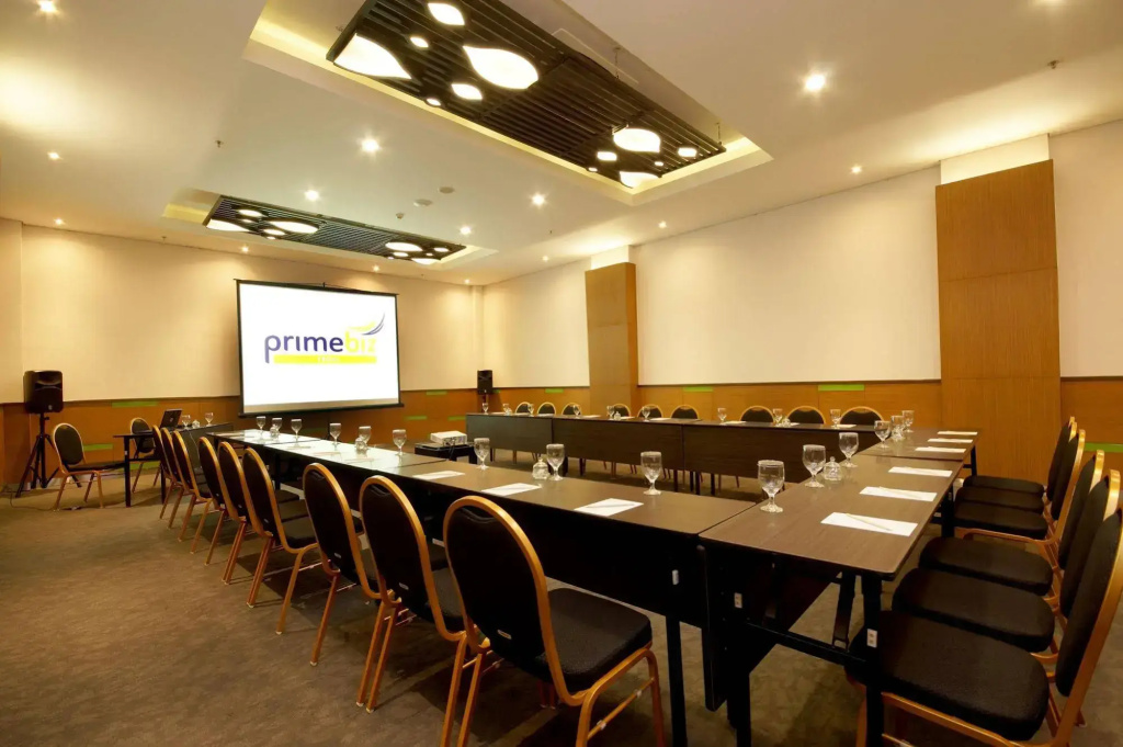 Hotel PrimeBiz Tegal - Général
