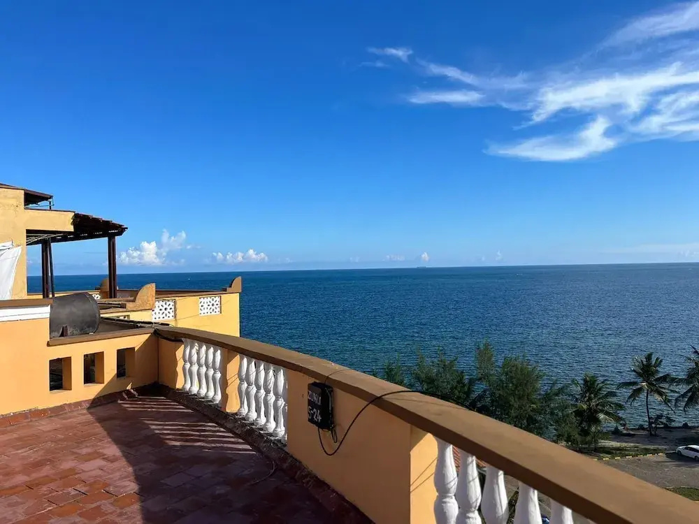 The Penthouse Waterfronts