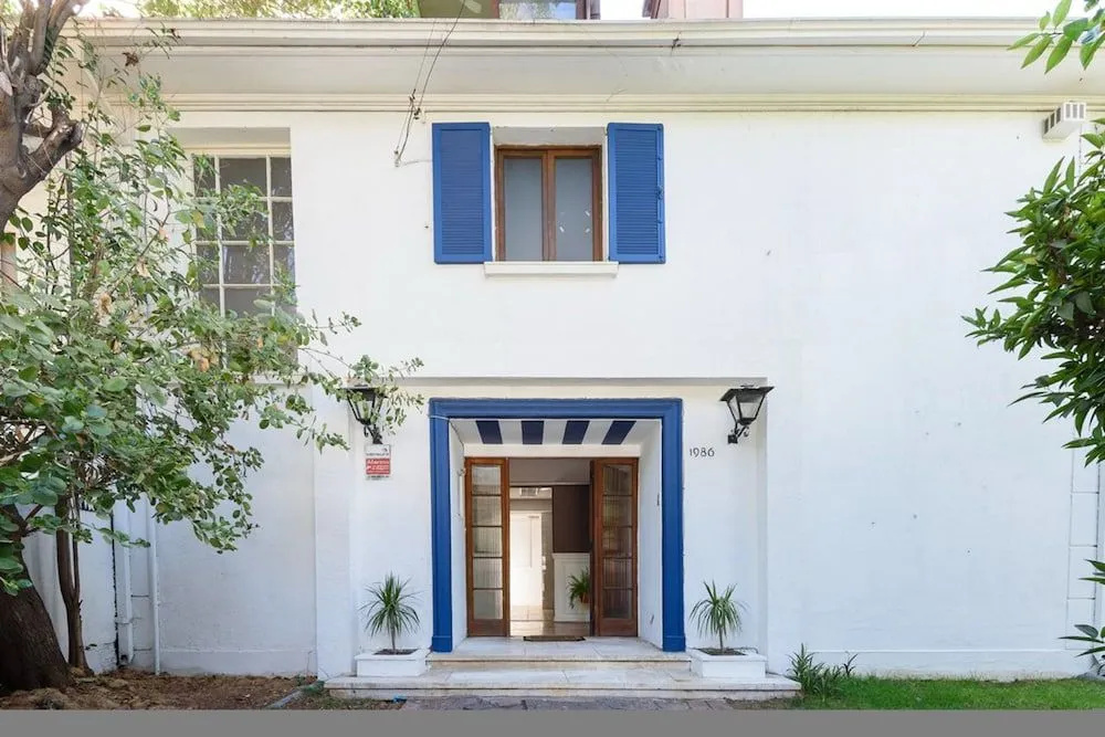 Santiago Village Hostel