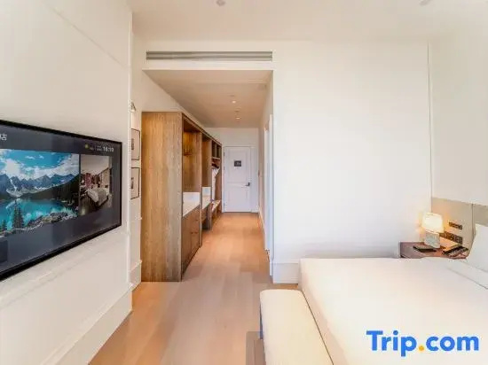 Deluxe Double room with sea view (full double bed)