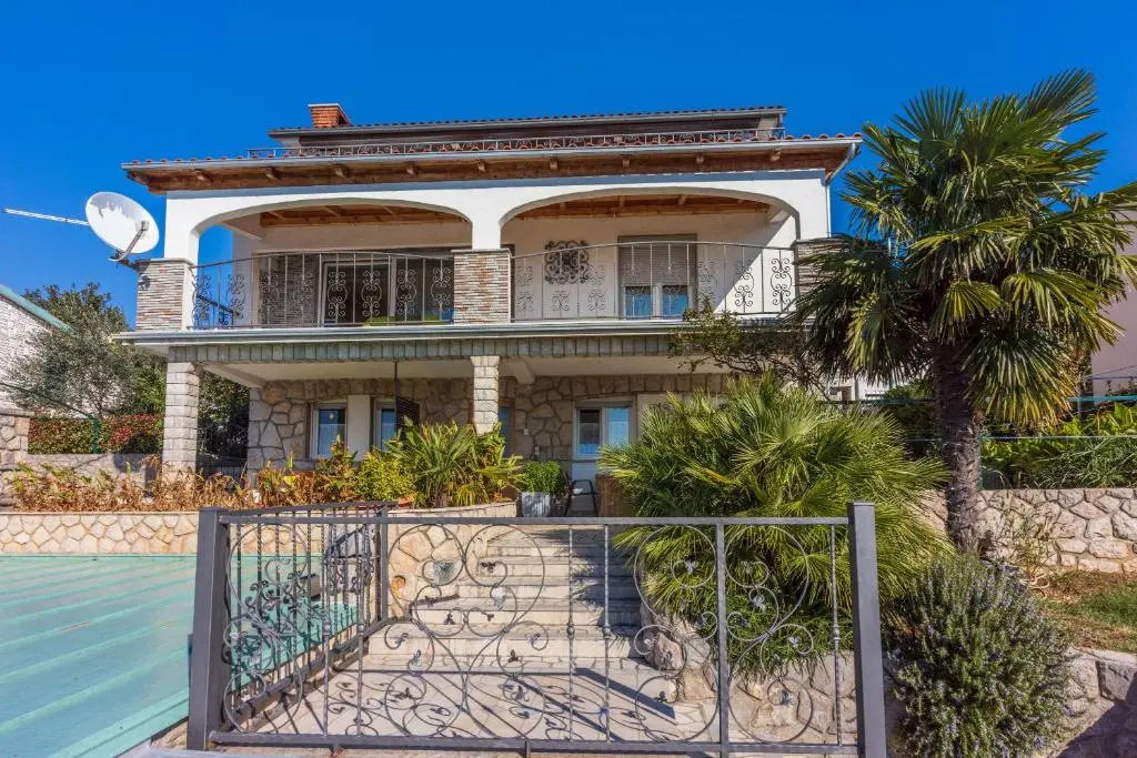 Apartman ELLEN 4