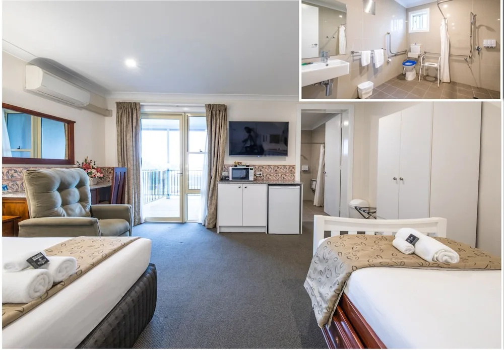 Executive Double room with balcony (full double bed)