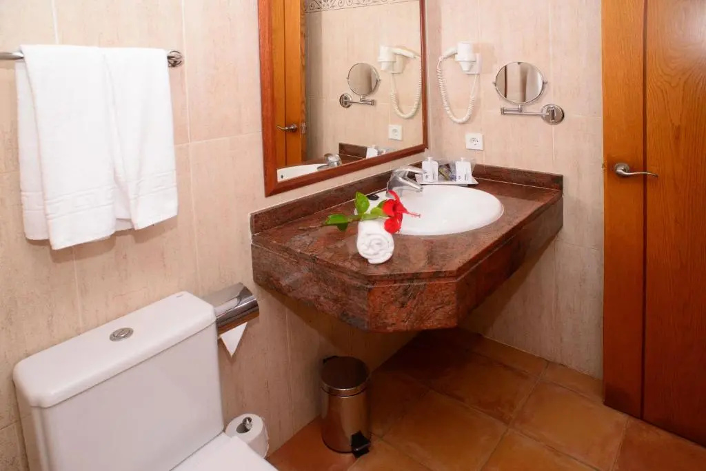 Cala Llenya Resort Ibiza - Hotel - Chambres