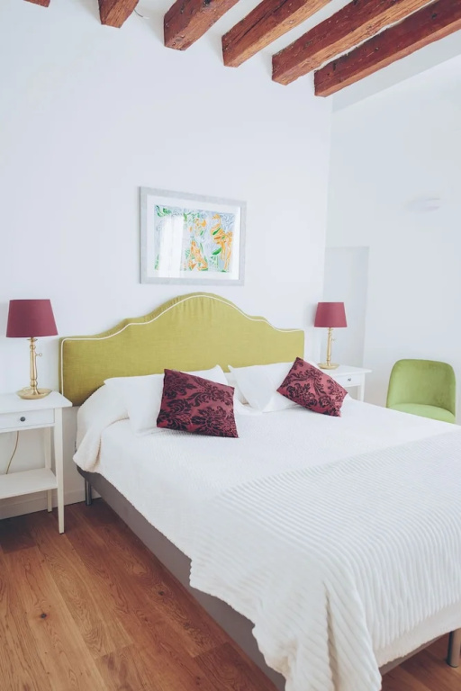 Comfort (Bright) Double room (full double bed)