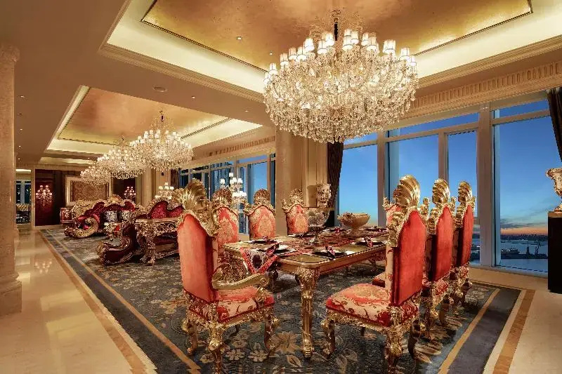 Presidential Suite