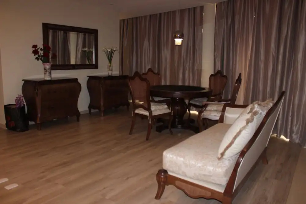 Royal Suite with balcony