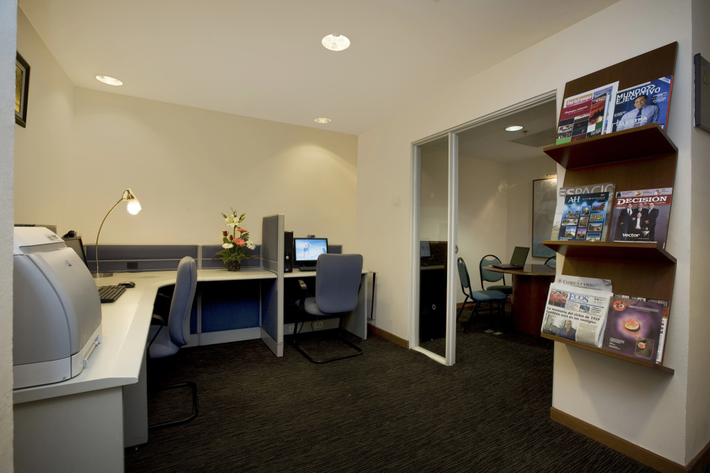 Lobby & Reception