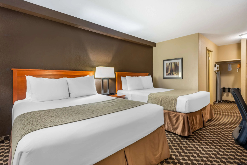 Quadruple Suite