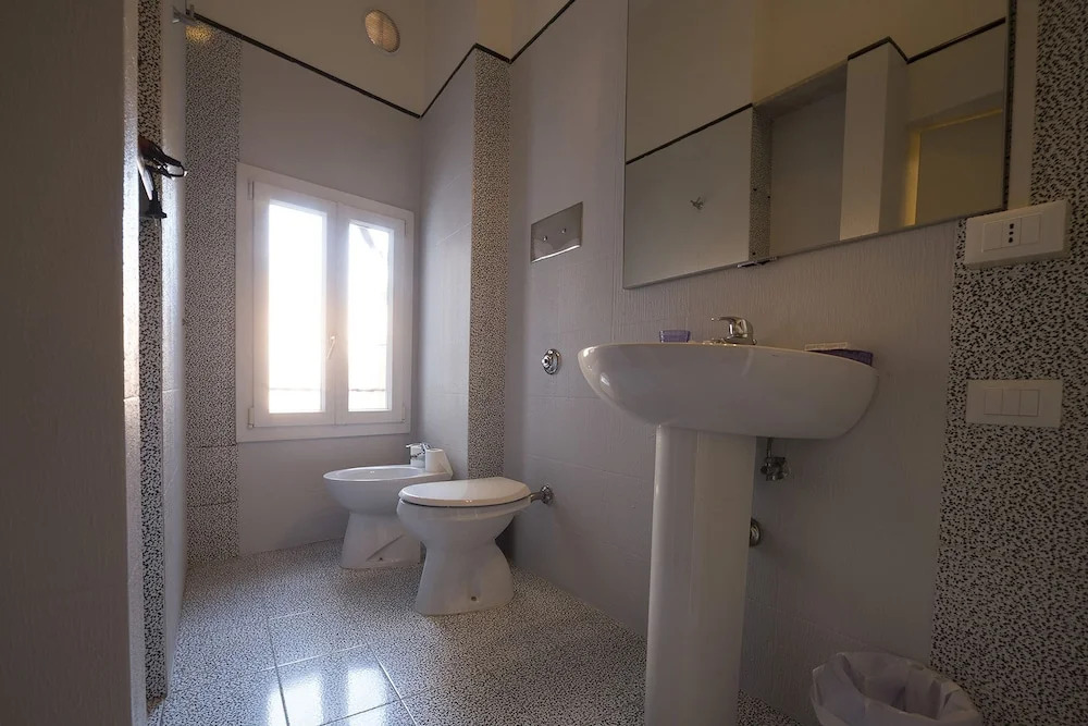 Трёхместный номер Standard в Al Portico Guest House Venezia