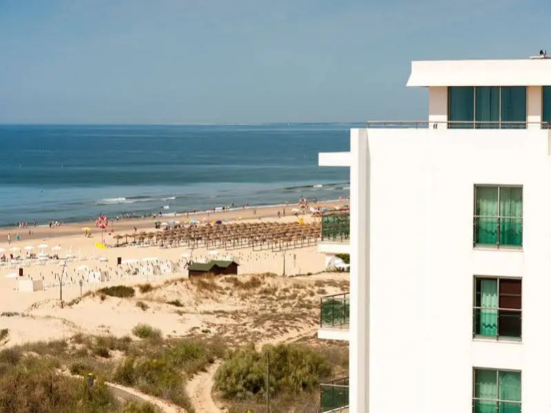Beach & Waterfront