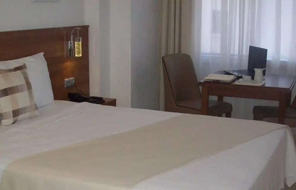 Agz Hotel - Chambres