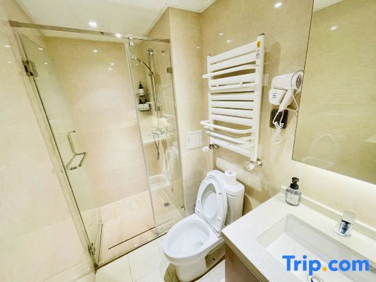 Люкс Business в Sheraton Hotel (Zhengzhou 270 Wanda Zhengshang Yujianmingzhu Branch)